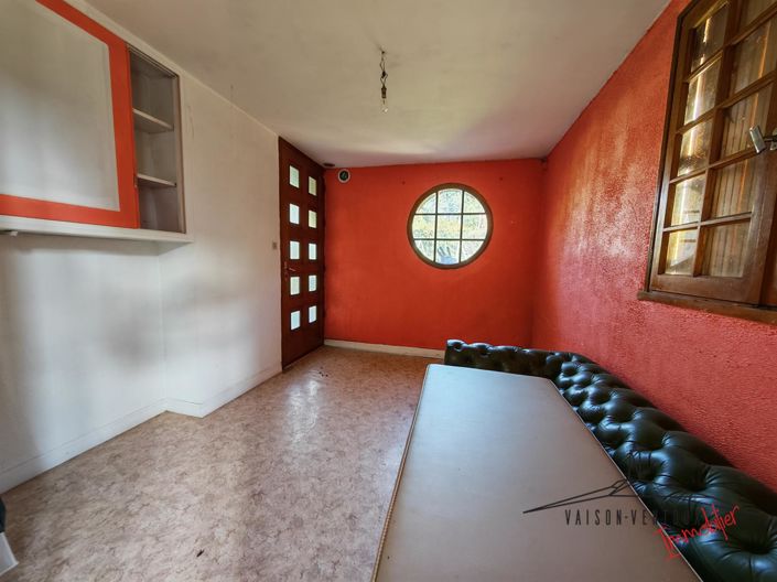 Image No.20-7 Bed House for sale