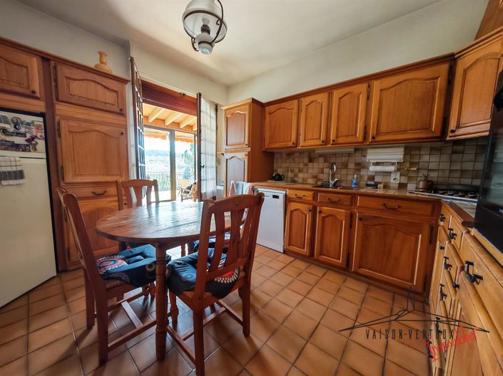 Image No.7-7 Bed House for sale