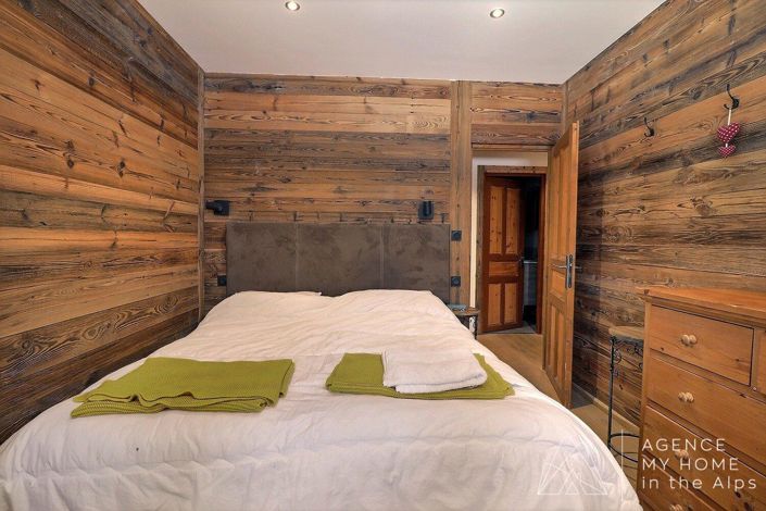 Image No.15-7 Bed House for sale