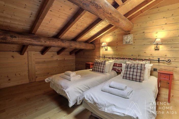 Image No.21-7 Bed House for sale