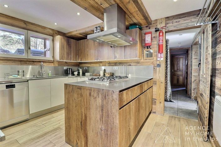 Image No.23-7 Bed House for sale