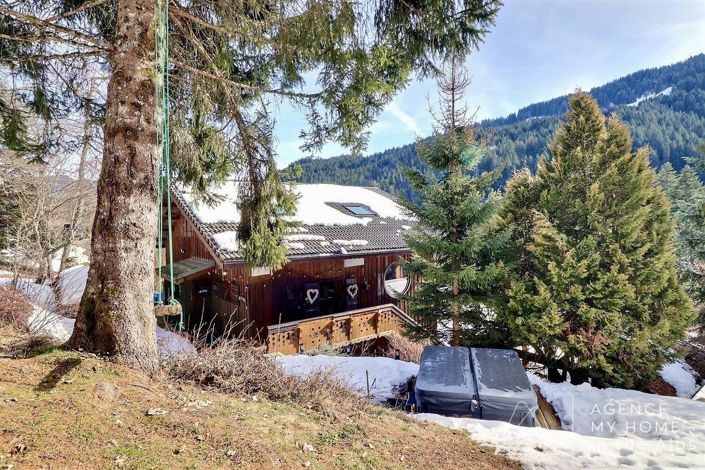 Image No.8-7 Bed House for sale