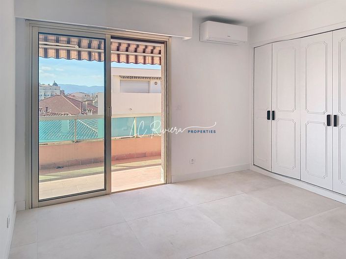 Image No.2-Appartement de 2 chambres à vendre à Saint-Raphael