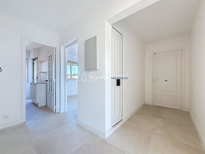 Image No.5-Appartement de 2 chambres à vendre à Saint-Raphael