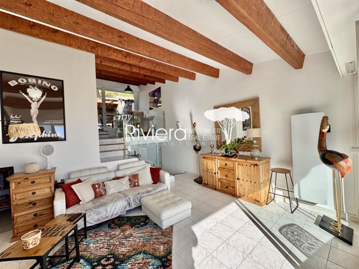 Image No.11-2 Bed House for sale