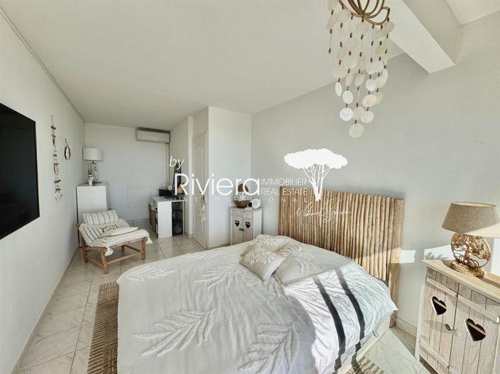 Image No.15-2 Bed House for sale