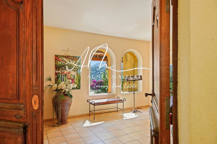 Image No.9-4 Bed House for sale