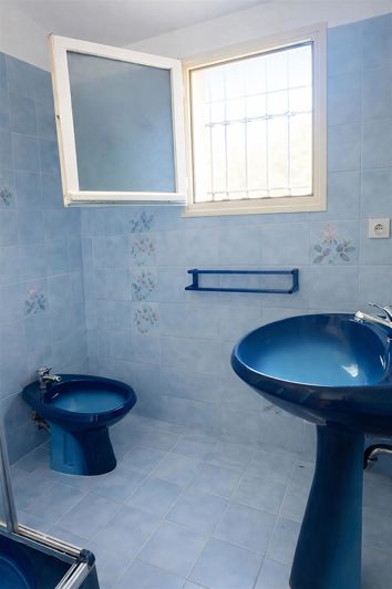 Image No.15-5 Bed House for sale