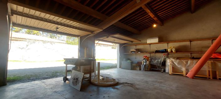 Image No.27-5 Bed House for sale