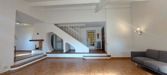 Image No.5-5 Bed House for sale