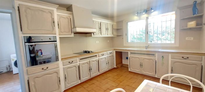 Image No.9-5 Bed House for sale