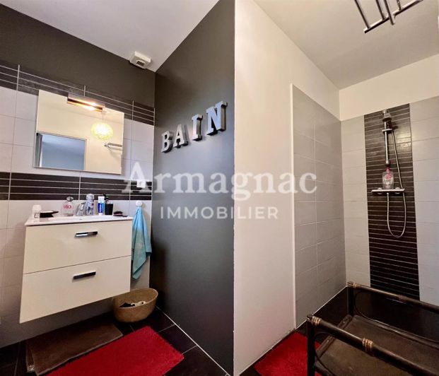 Image No.12-4 Bed House for sale