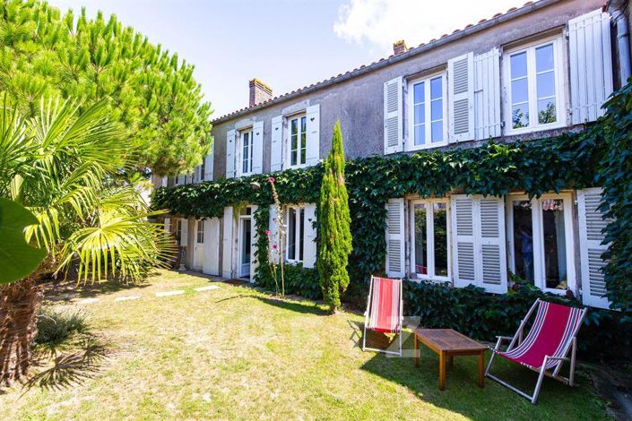 Image No.17-9 Bed House for sale