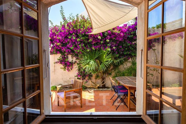 Image No.9-9 Bed House for sale