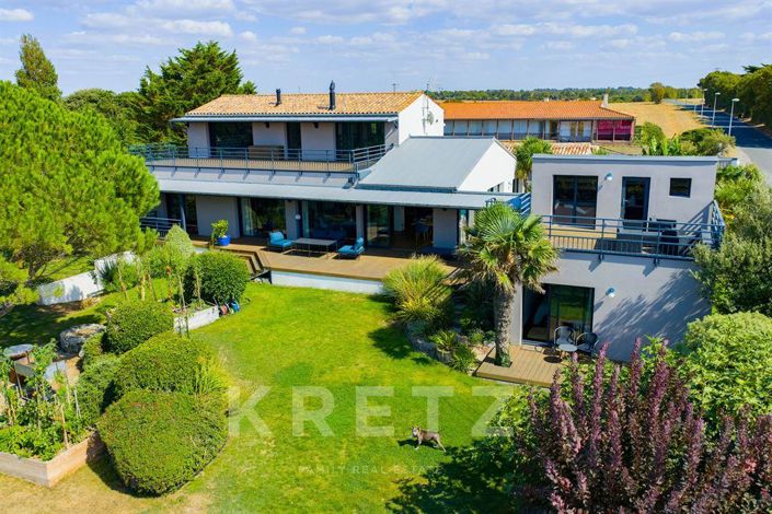 Image No.3-4 Bed House for sale