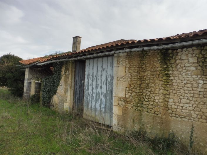 Image No.5-2 Bed House for sale