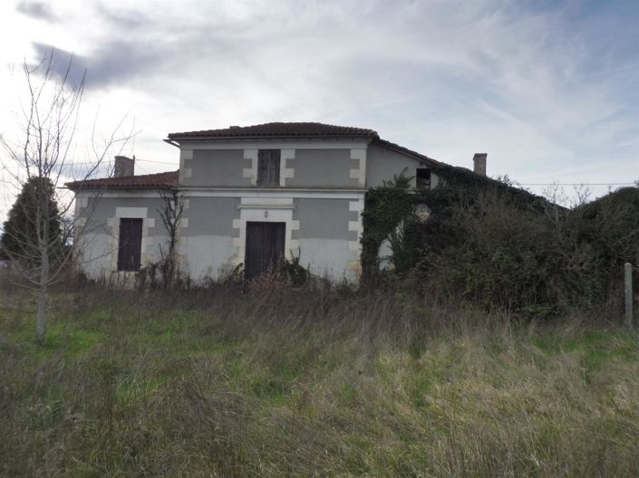 Image No.8-2 Bed House for sale