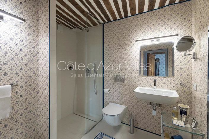 Image No.16-Maison de 6 chambres à vendre à Châteauneuf-Grasse