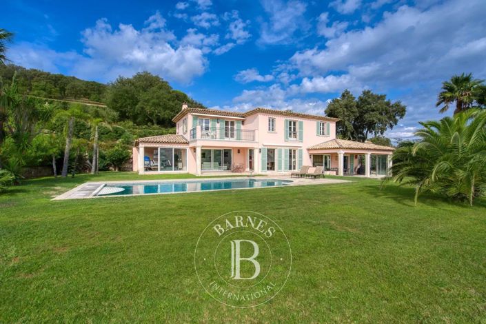 Image No.3-5 Bed House for sale