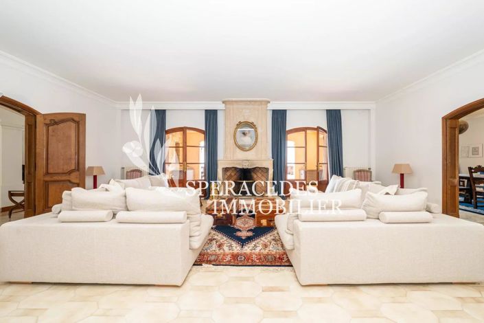 Image No.11-12 Bed House for sale