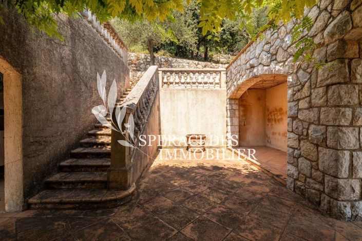 Image No.17-12 Bed House for sale