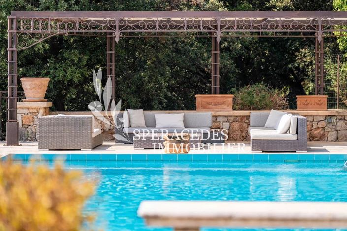 Image No.7-12 Bed House for sale