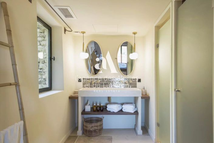 Image No.14-7 Bed House for sale