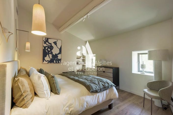 Image No.16-7 Bed House for sale