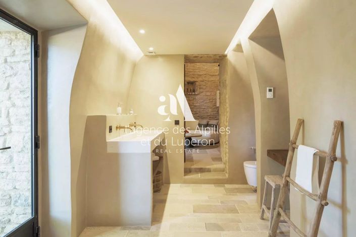 Image No.19-7 Bed House for sale