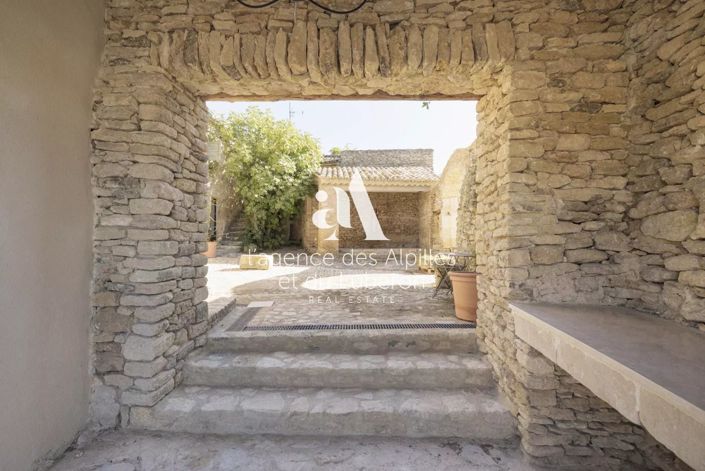 Image No.25-7 Bed House for sale