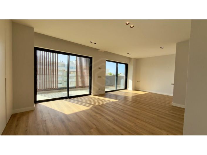 Image No.14-5 Bed Apartment for sale