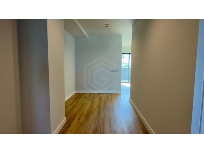 Image No.28-5 Bed Apartment for sale