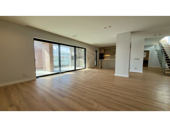 Image No.4-5 Bed Apartment for sale