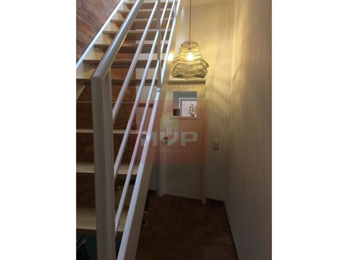 Image No.12-2 Bed House for sale