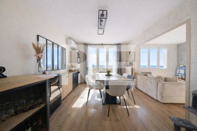 1 - Nîmes, Appartement