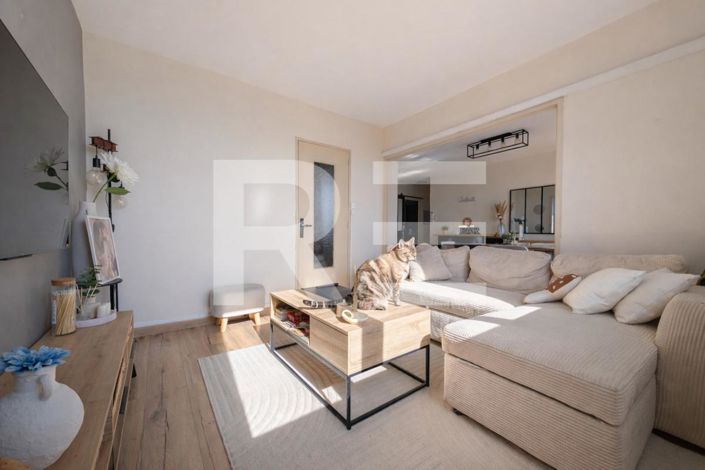 Image No.3-Appartement de 2 chambres à vendre à Nîmes