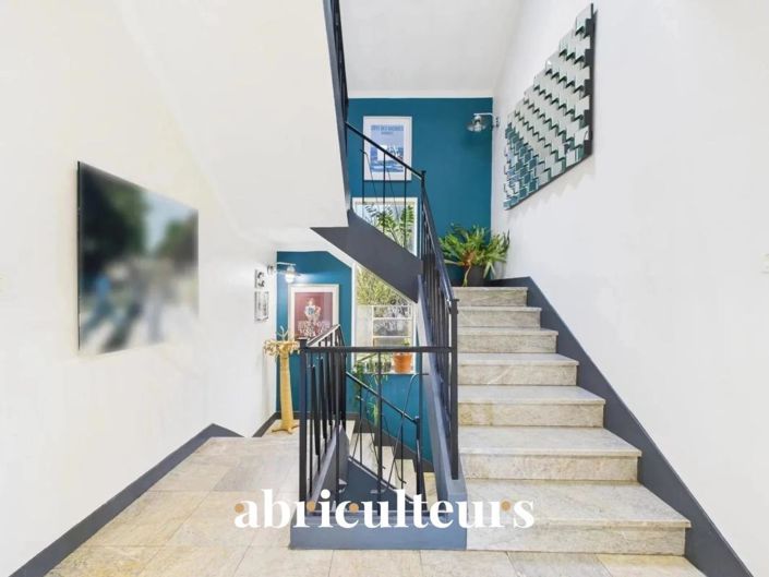 Image No.3-7 Bed Apartment for sale