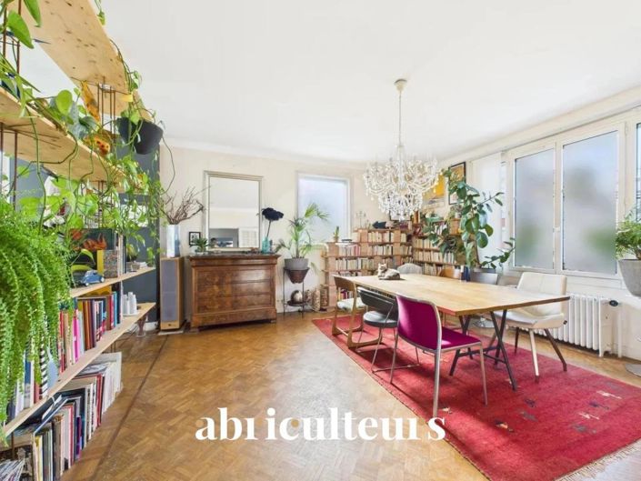 Image No.6-7 Bed Apartment for sale