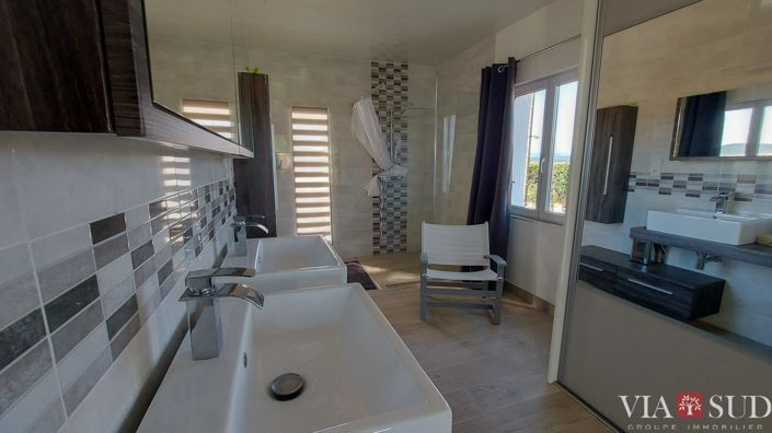 Image No.11-Propriété de 5 chambres à vendre à Caux