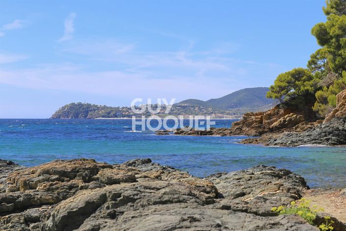 Image No.2-5 Bed House for sale