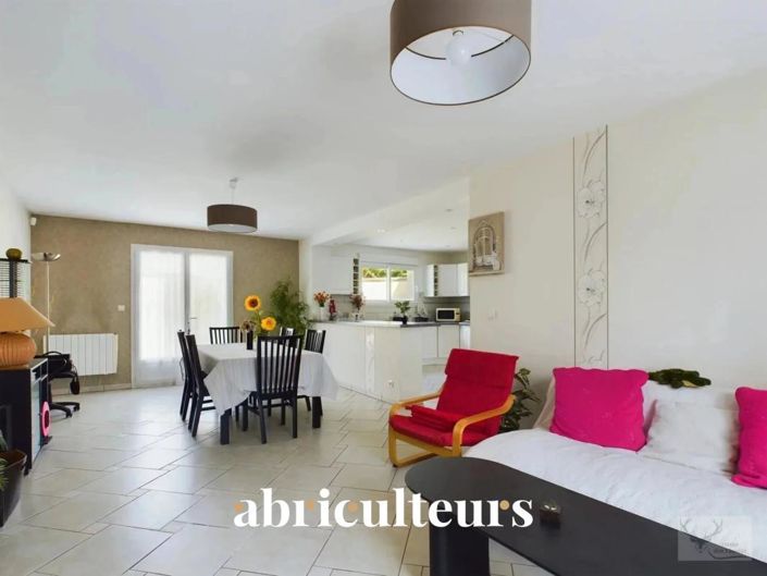 Image No.2-Maison de 4 chambres à vendre à Béthisy-Saint-Martin