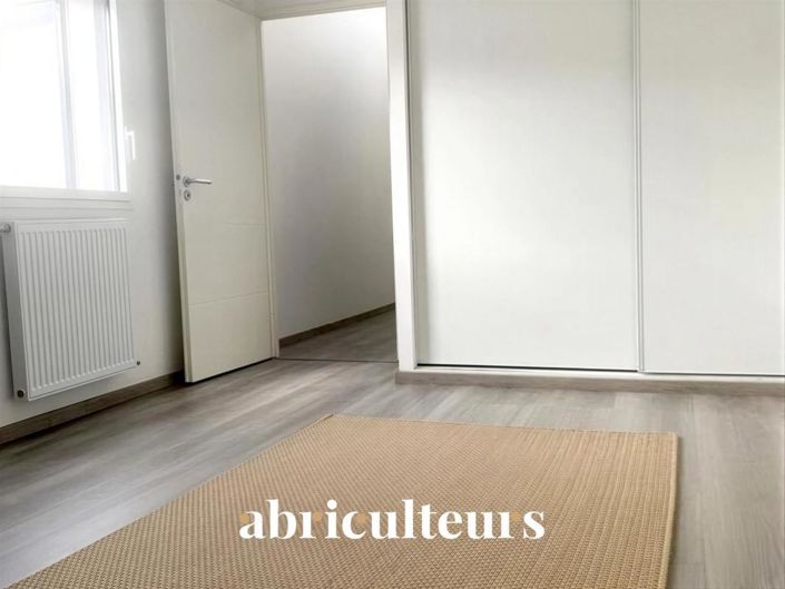 Image No.4-2 Bed House for sale