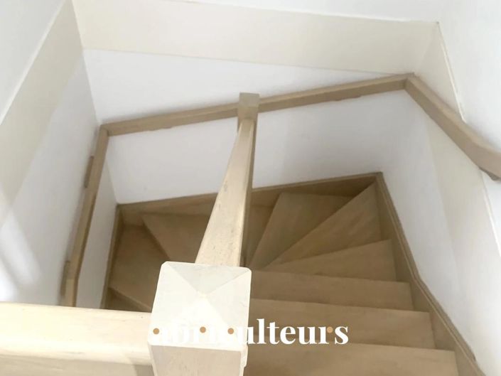 Image No.6-2 Bed House for sale