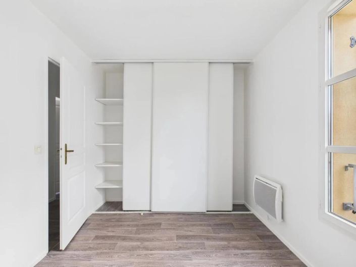 Image No.11-3 Bed Apartment for sale