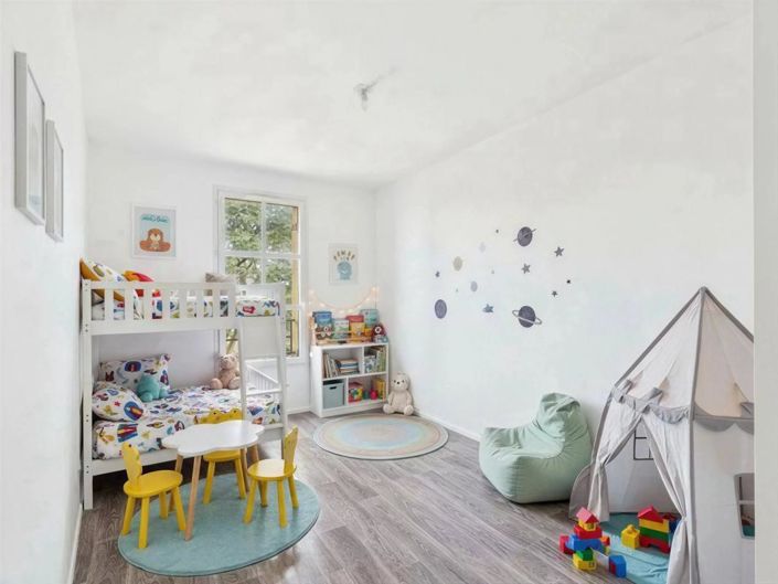 Image No.13-3 Bed Apartment for sale