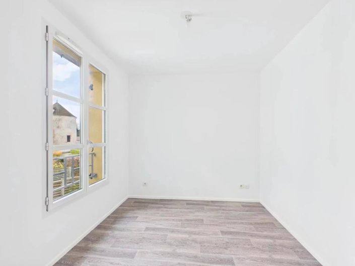 Image No.9-3 Bed Apartment for sale