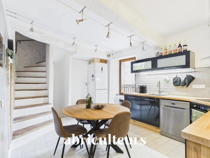 Image No.4-Maison de 2 chambres à vendre à Callian