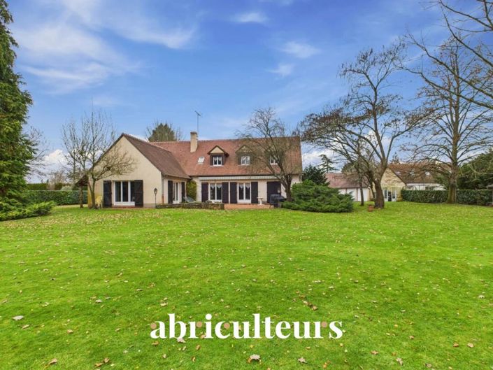 Image No.2-4 Bed House for sale