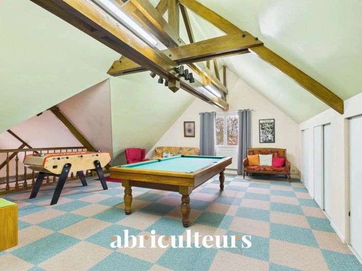 Image No.8-4 Bed House for sale