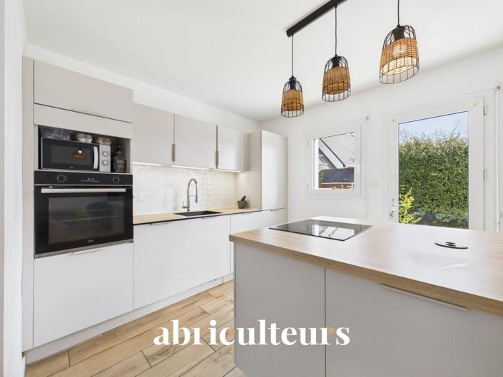 Image No.3-3 Bed House for sale